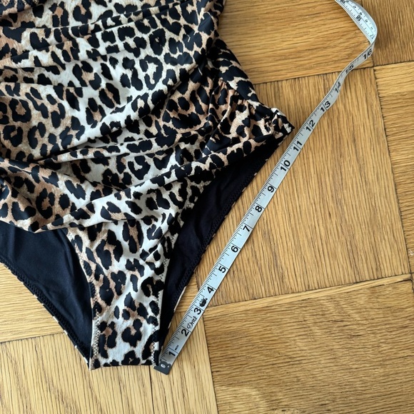 NWT Ganni Size 40 US 8 Savannah Leopard Swimsuit One Piece Removable Pads Ruched - Picture 10 of 10